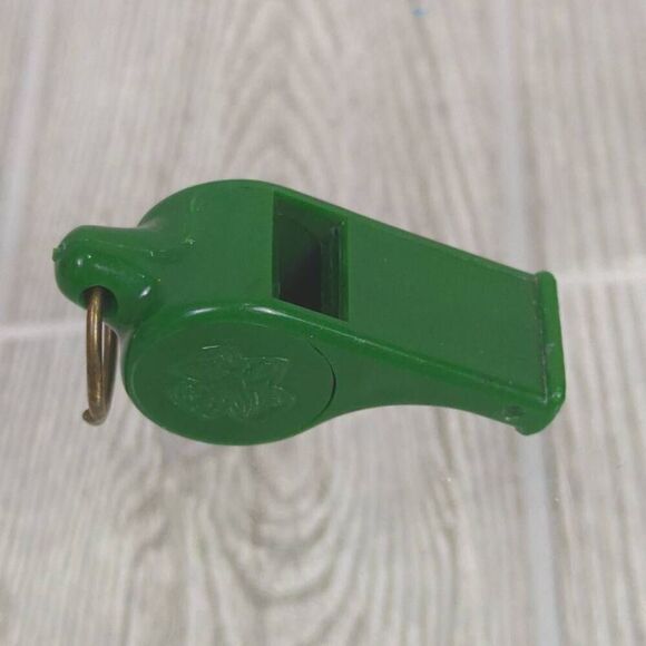 Vintage Girl Scouts of America Plastic Whistle Green with Cork Ball Inside - Picture 7 of 10